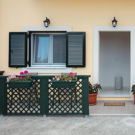 Nostalgia Corfu Town Apartments ภายนอก รูปภาพ