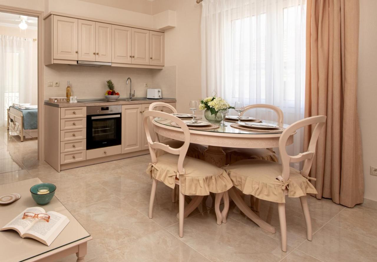 Nostalgia Corfu Town Apartments ภายนอก รูปภาพ