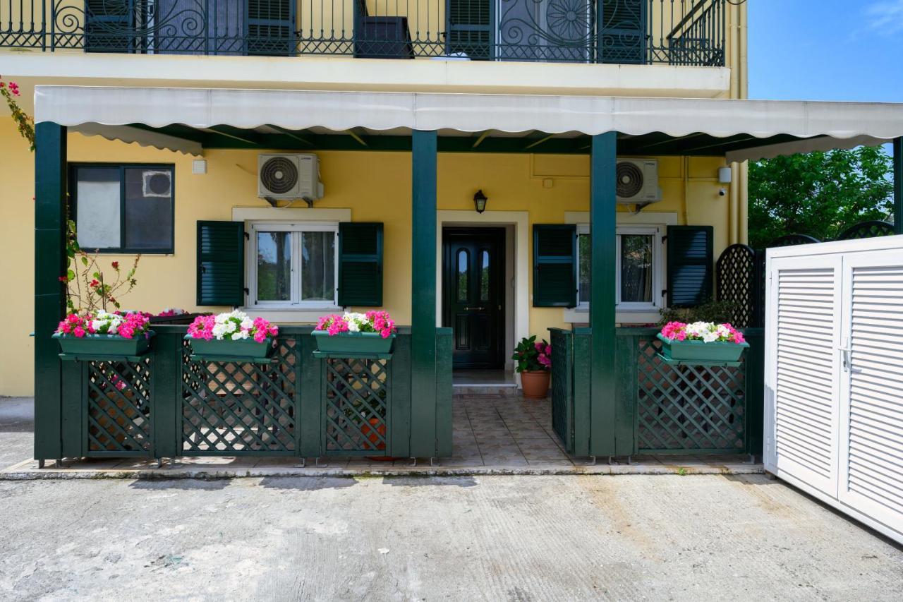 Nostalgia Corfu Town Apartments ภายนอก รูปภาพ