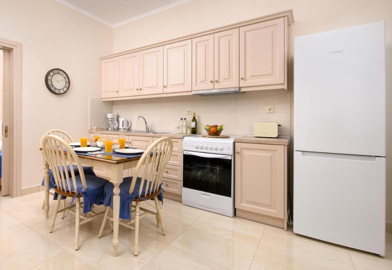 Nostalgia Corfu Town Apartments ภายนอก รูปภาพ