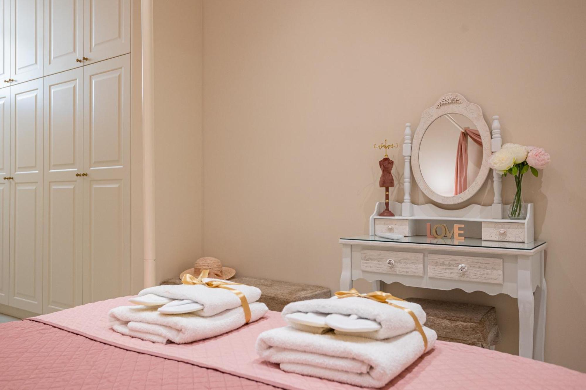 Nostalgia Corfu Town Apartments ภายนอก รูปภาพ