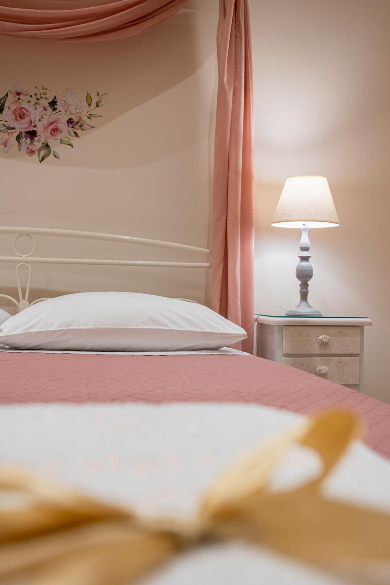 Nostalgia Corfu Town Apartments ภายนอก รูปภาพ
