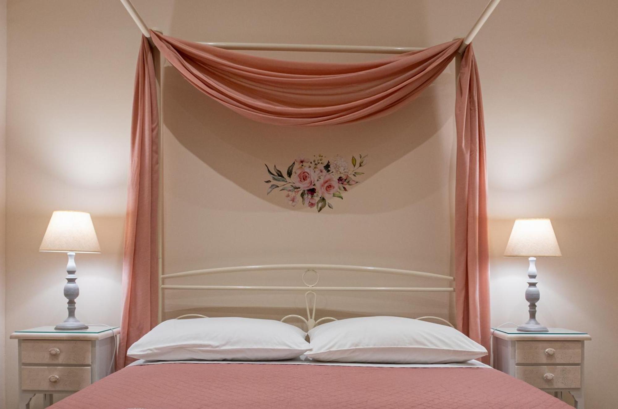 Nostalgia Corfu Town Apartments ภายนอก รูปภาพ